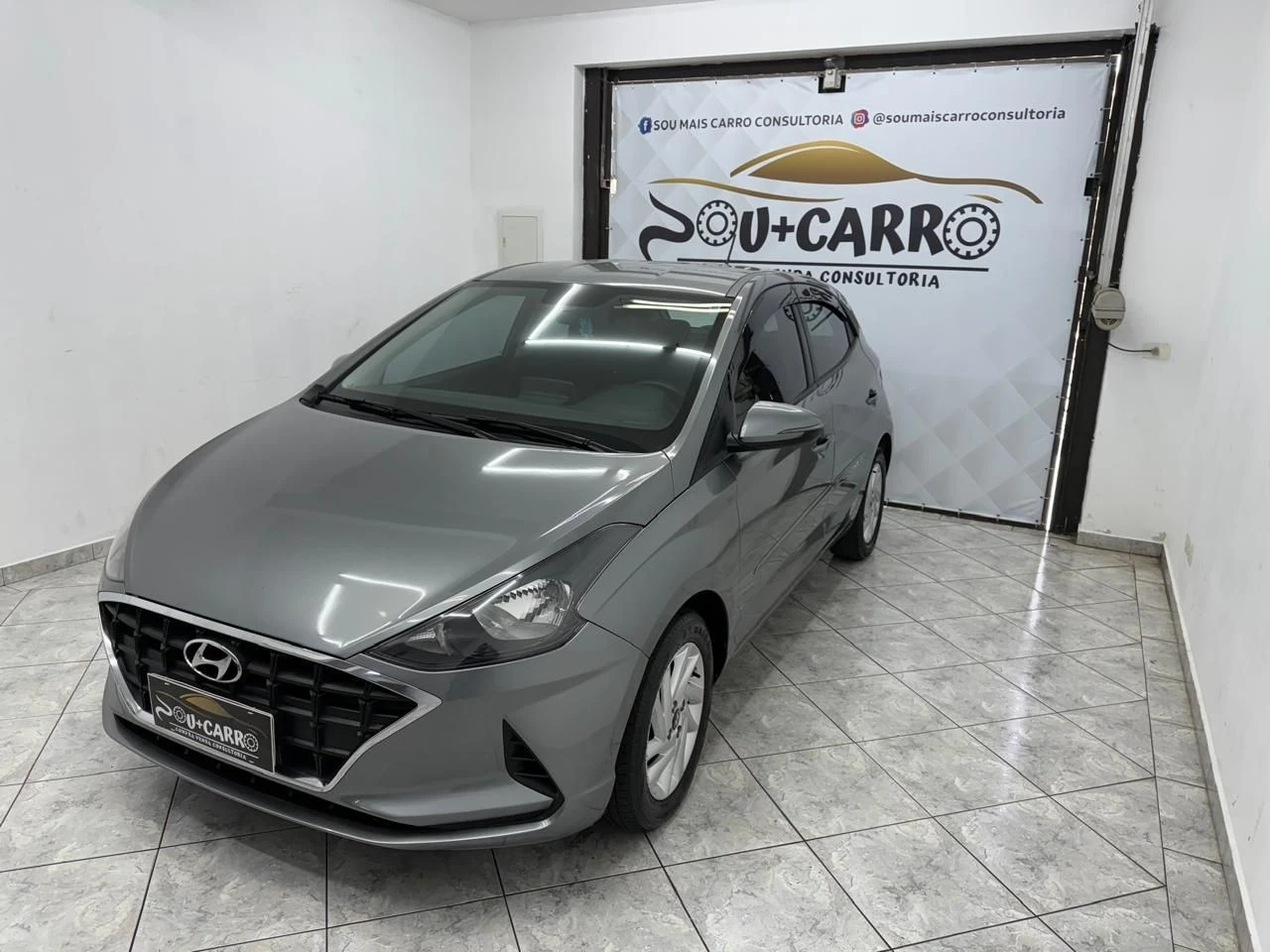 HYUNDAI HB20