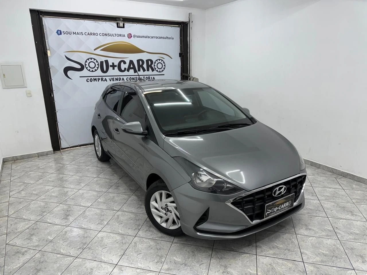 HYUNDAI HB20