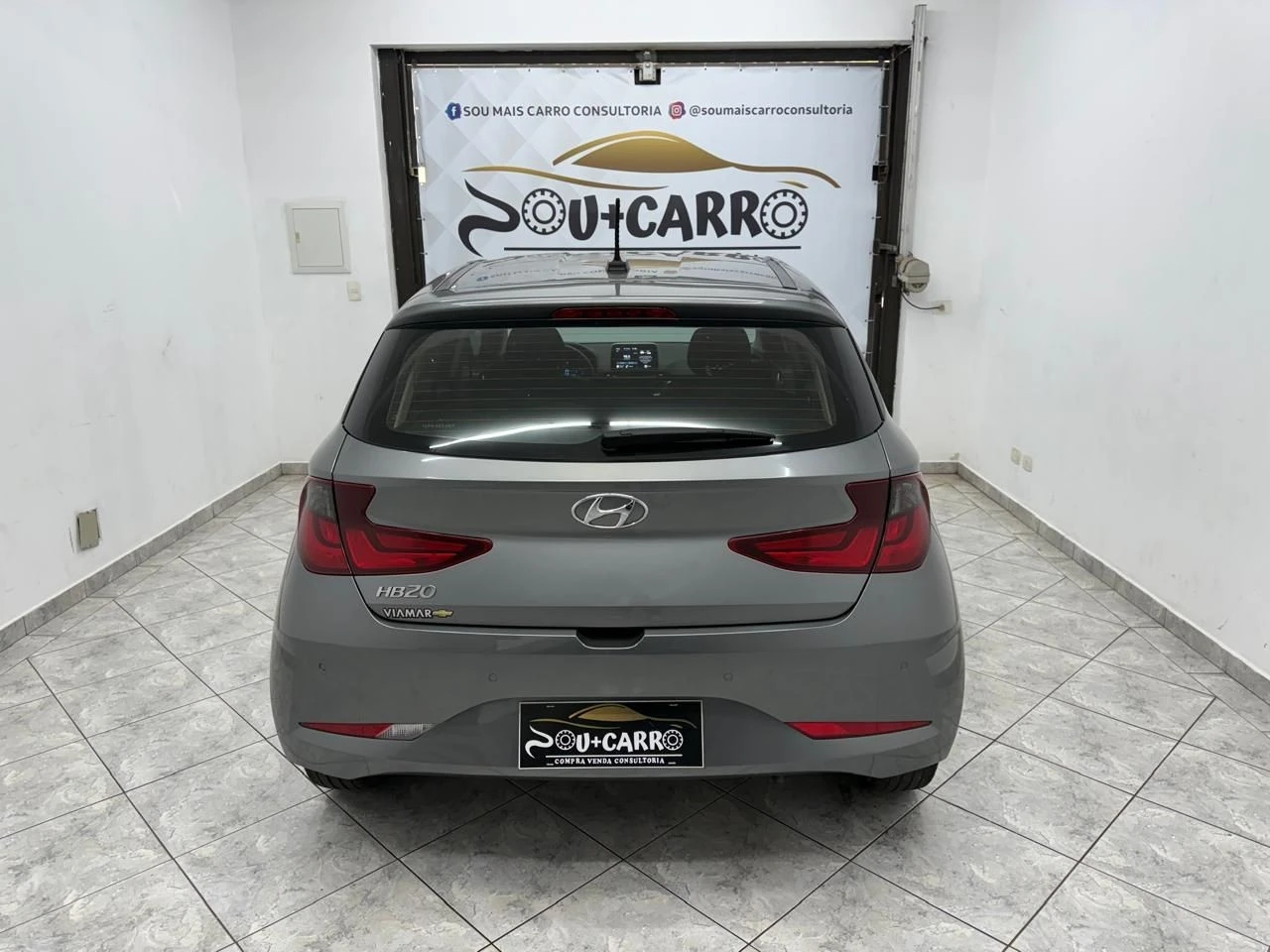 HYUNDAI HB20
