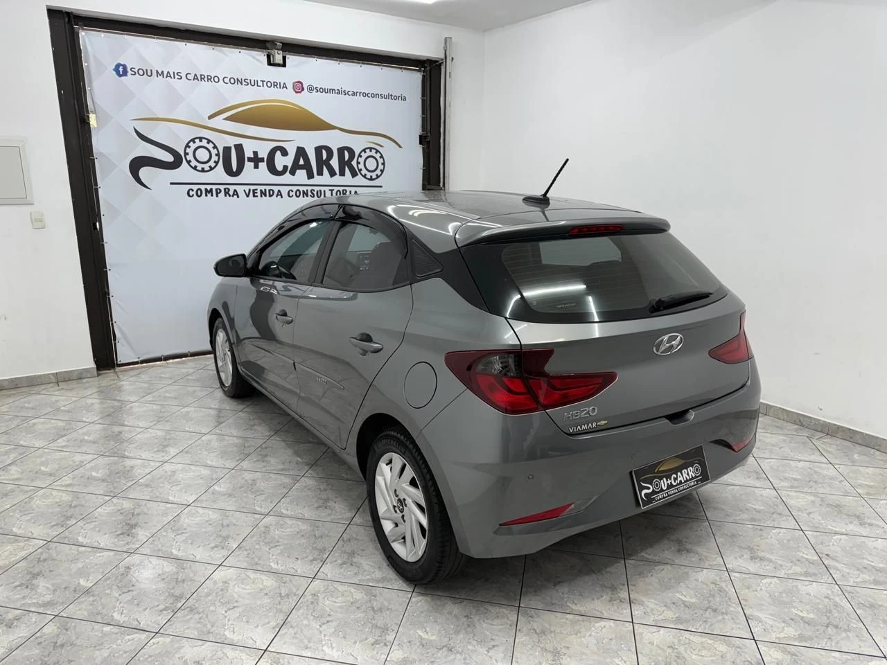 HYUNDAI HB20