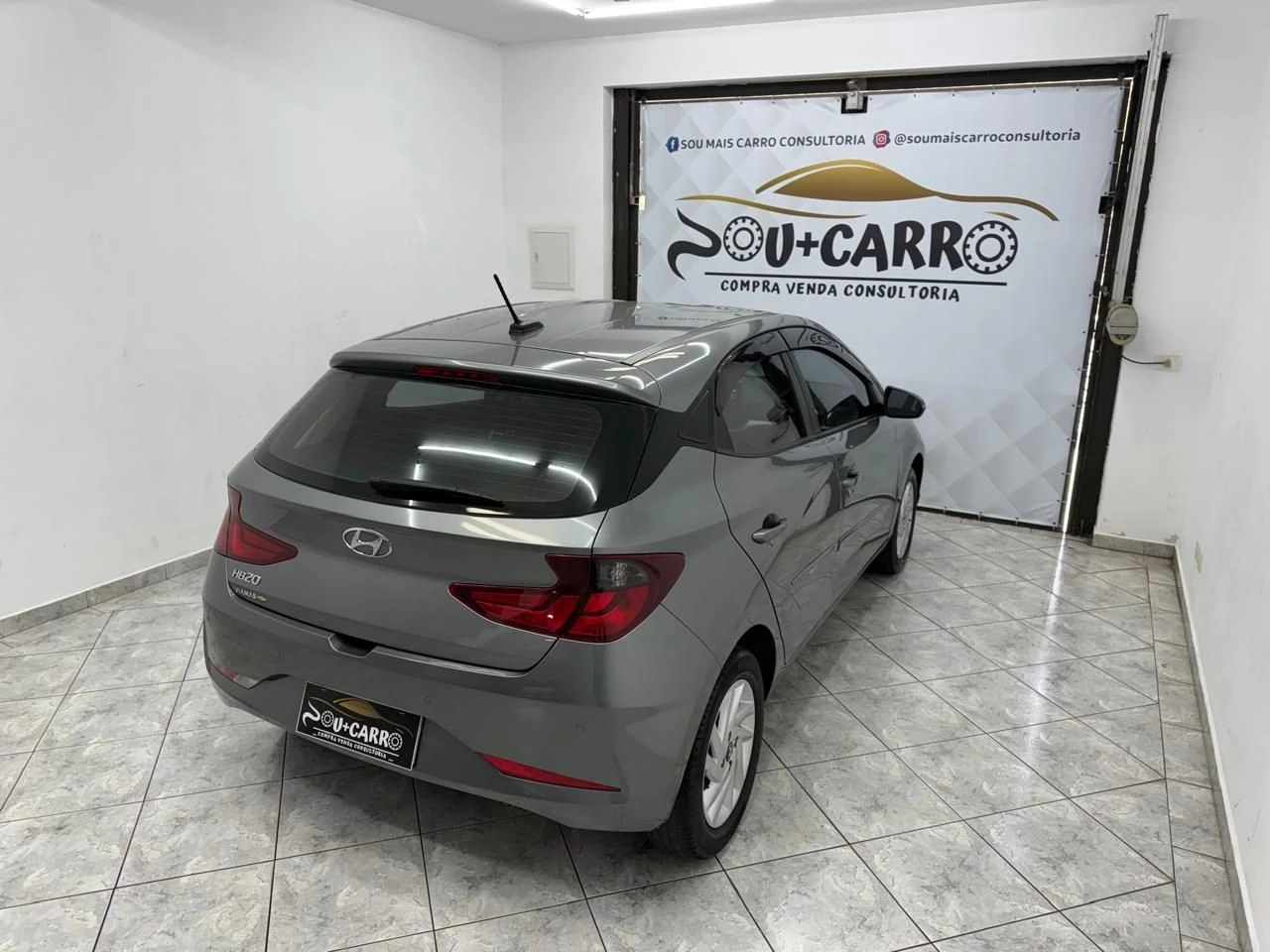 HYUNDAI HB20