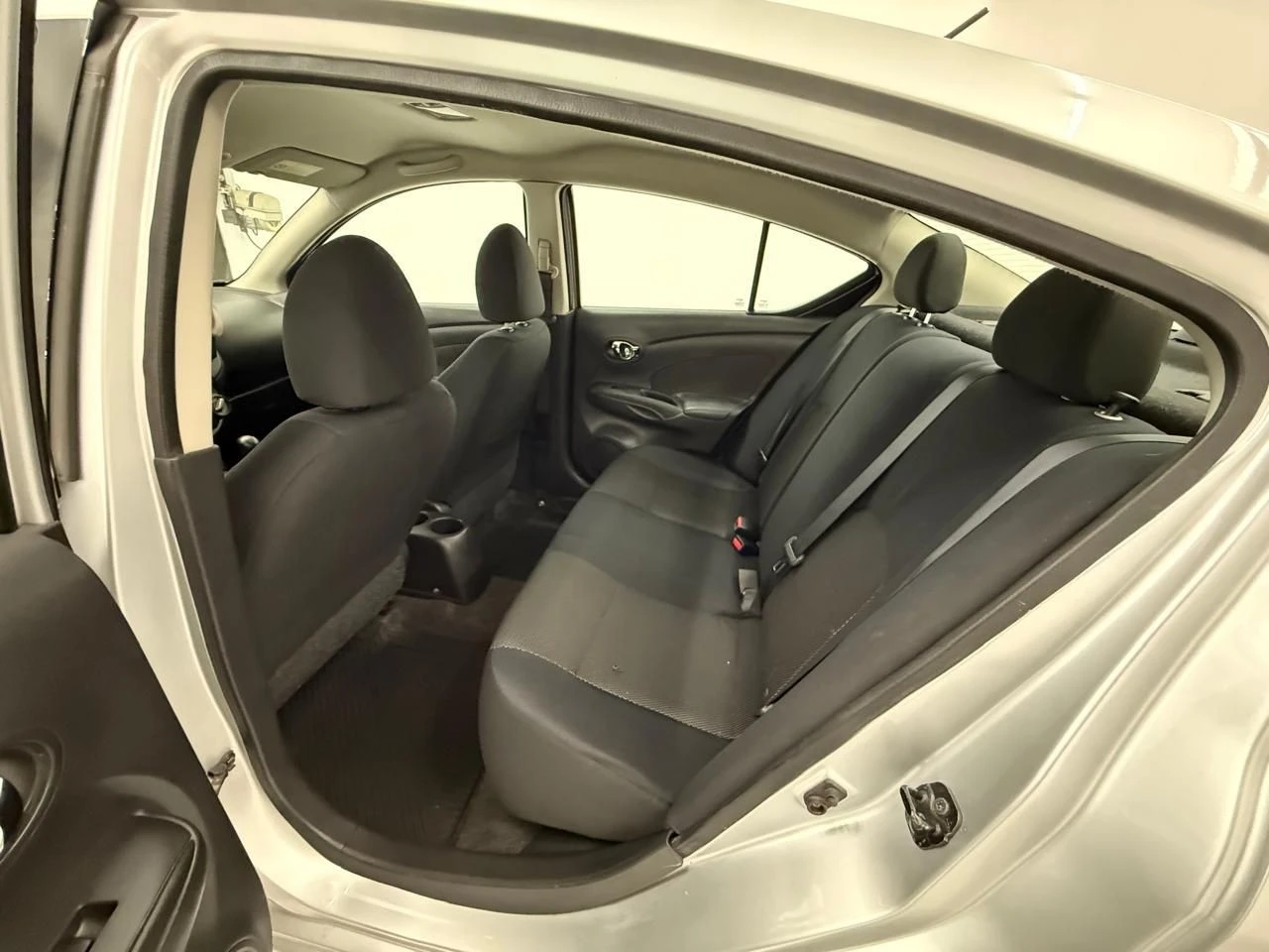 NISSAN VERSA