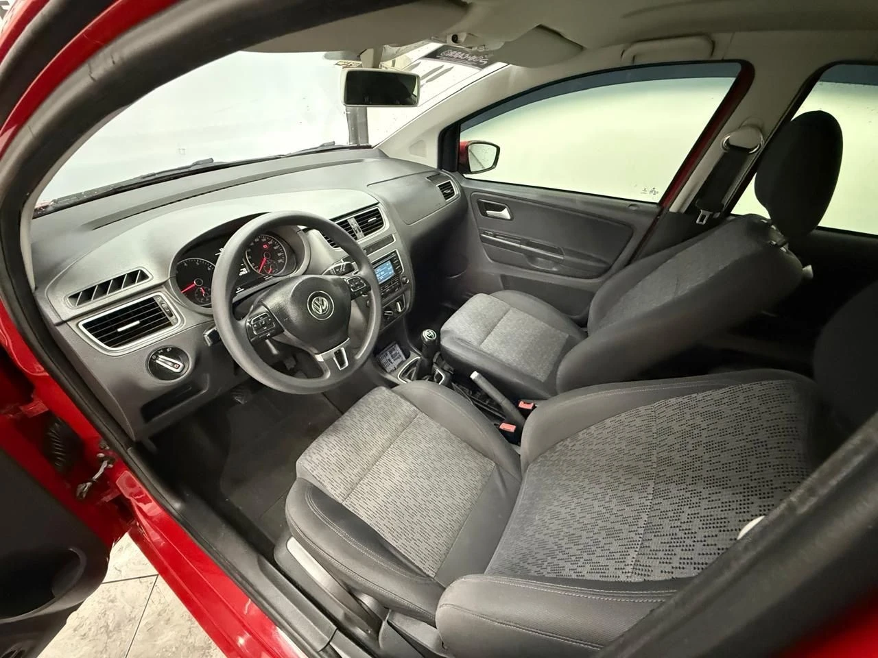 VOLKSWAGEN FOX