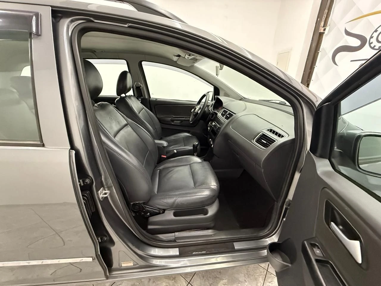 VOLKSWAGEN SPACEFOX
