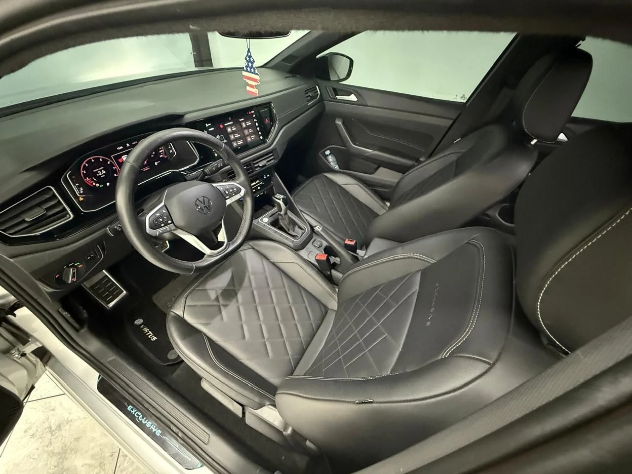 VOLKSWAGEN VIRTUS
