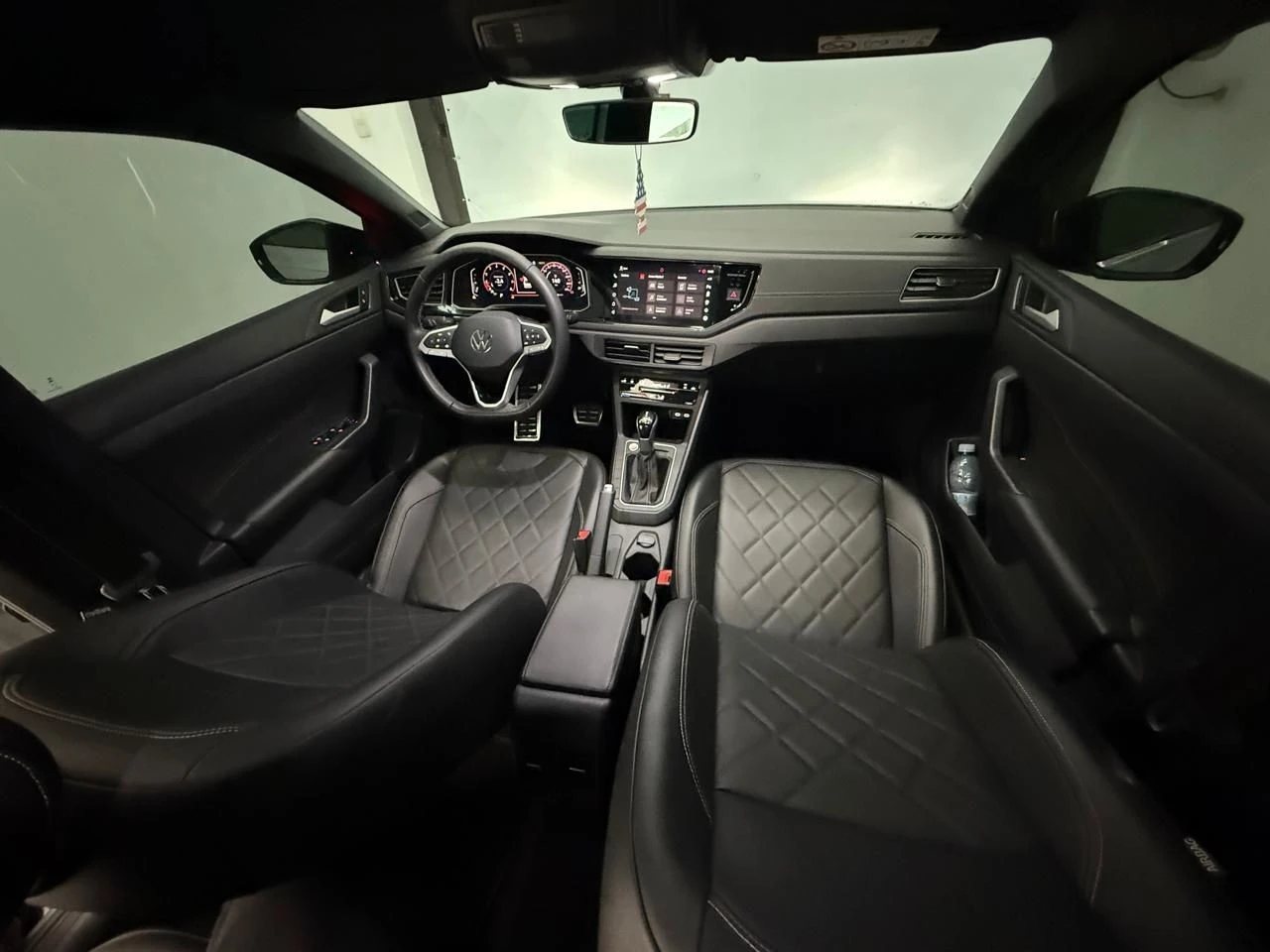 VOLKSWAGEN VIRTUS