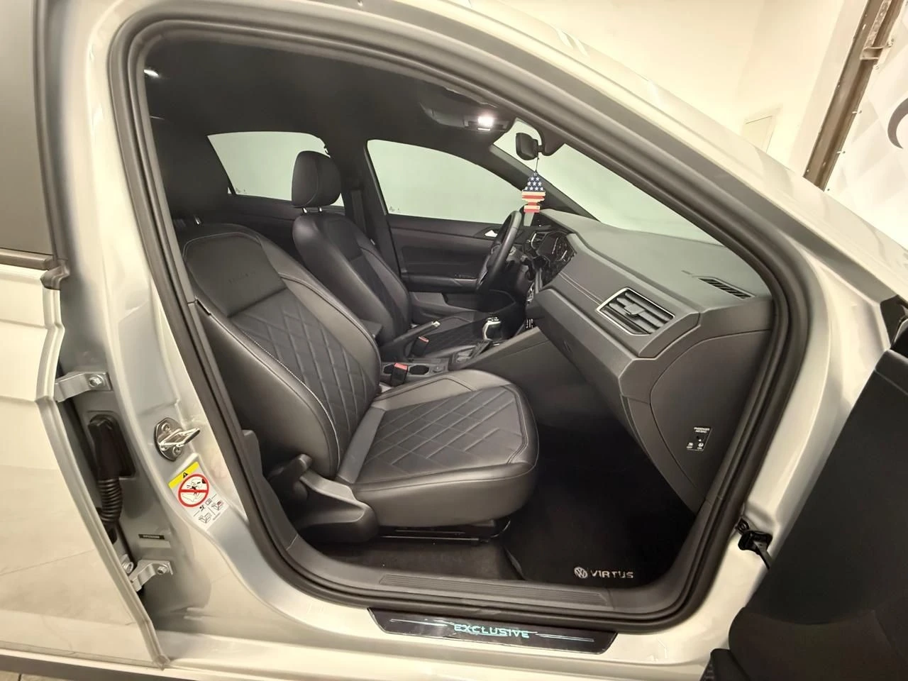VOLKSWAGEN VIRTUS