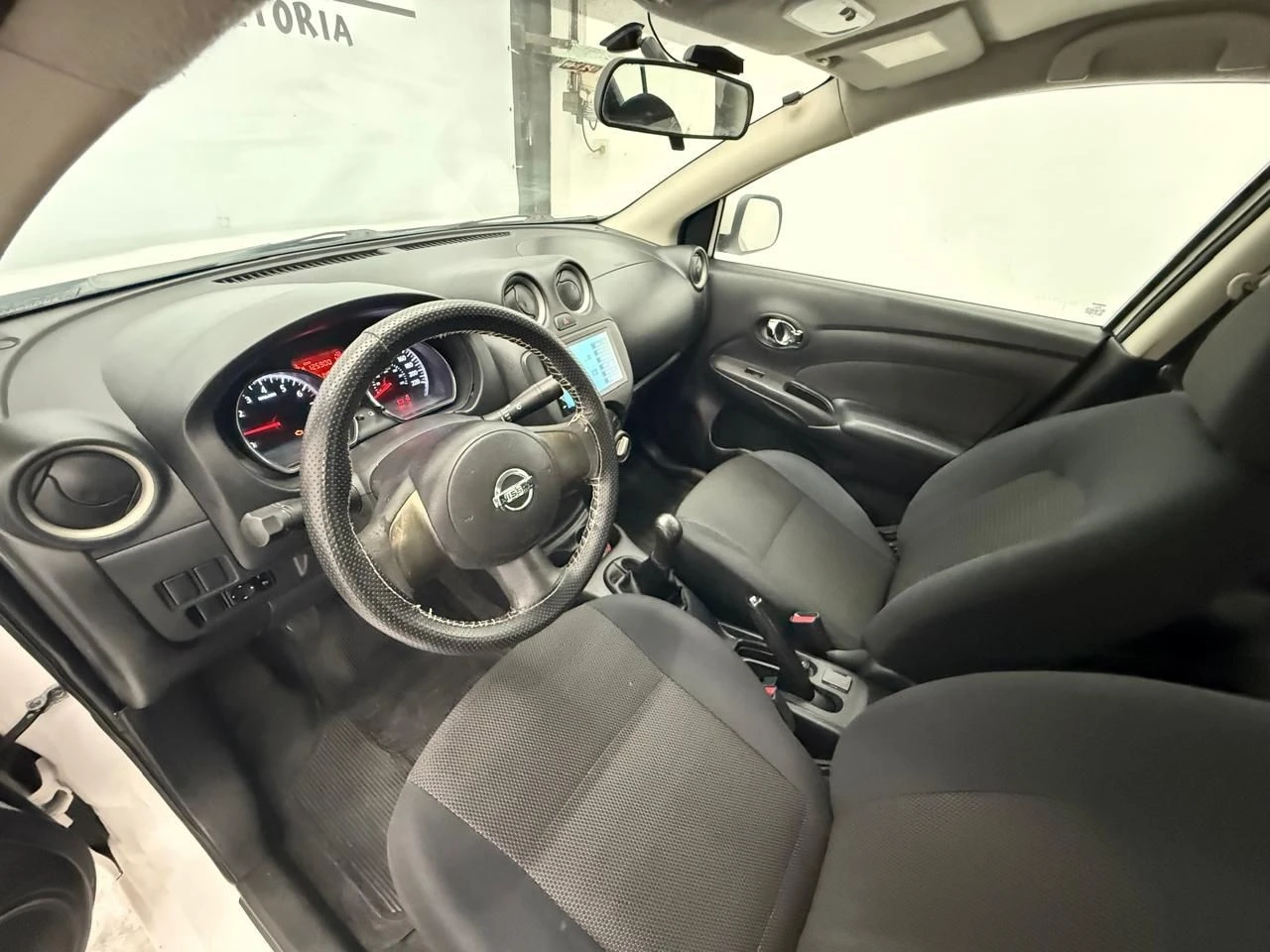NISSAN VERSA