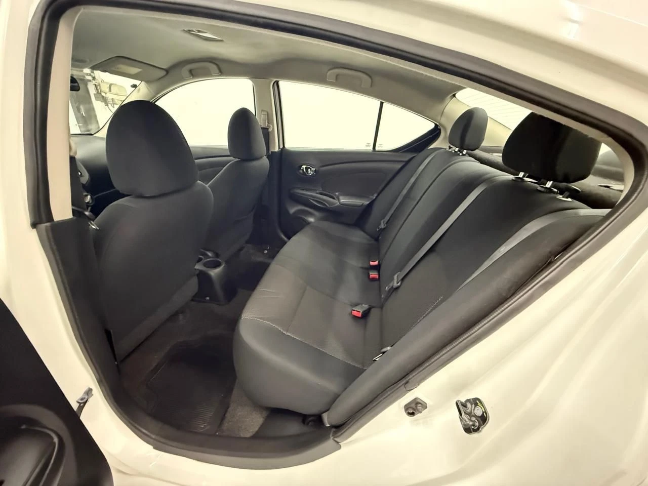 NISSAN VERSA