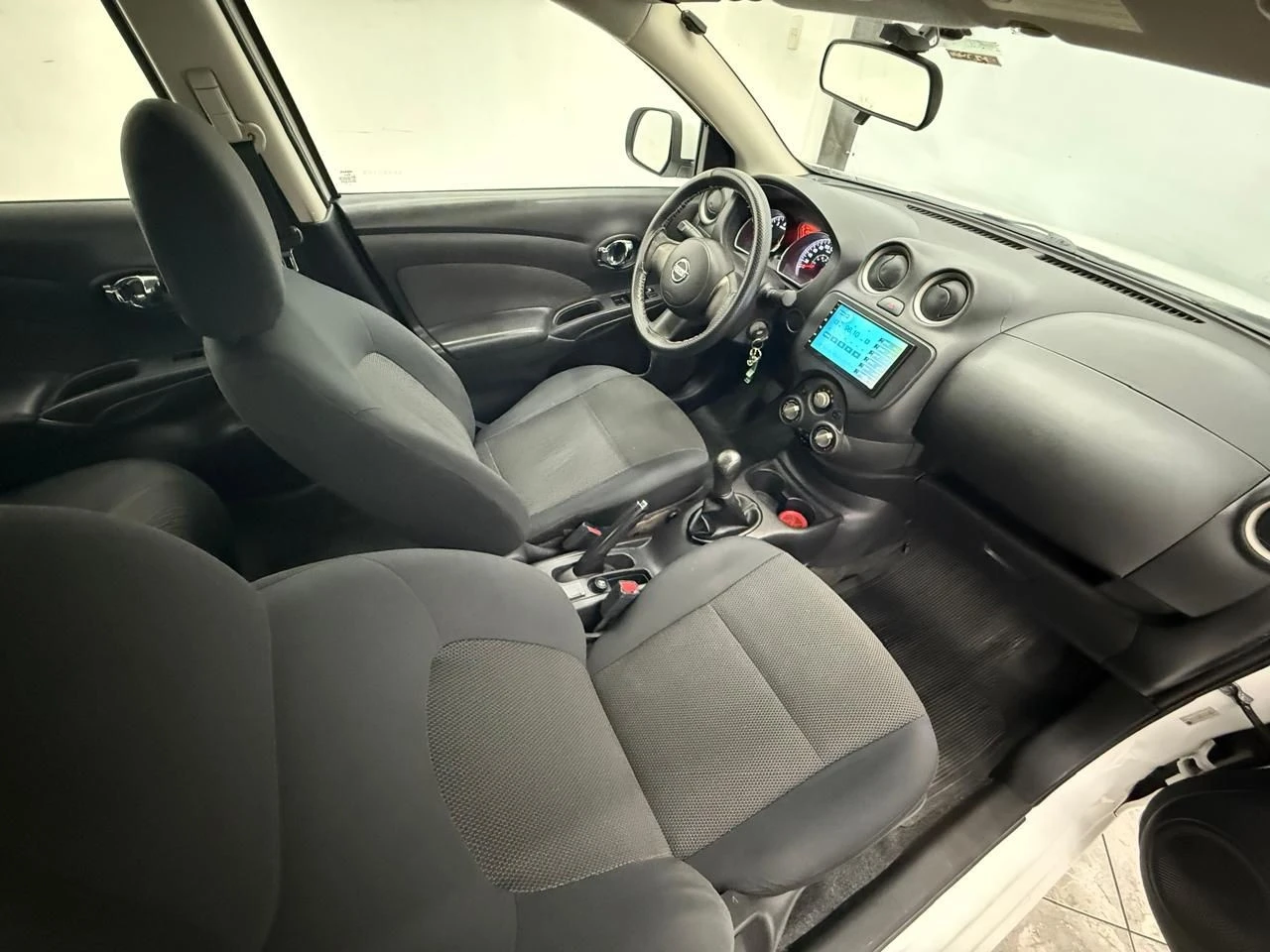 NISSAN VERSA