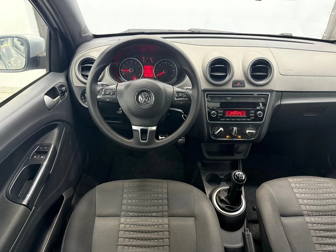 VOLKSWAGEN SAVEIRO