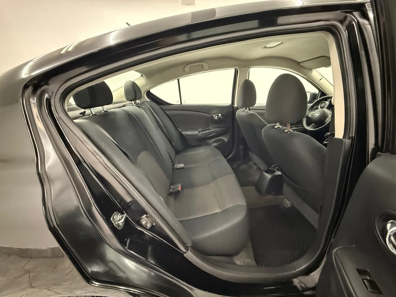 NISSAN VERSA