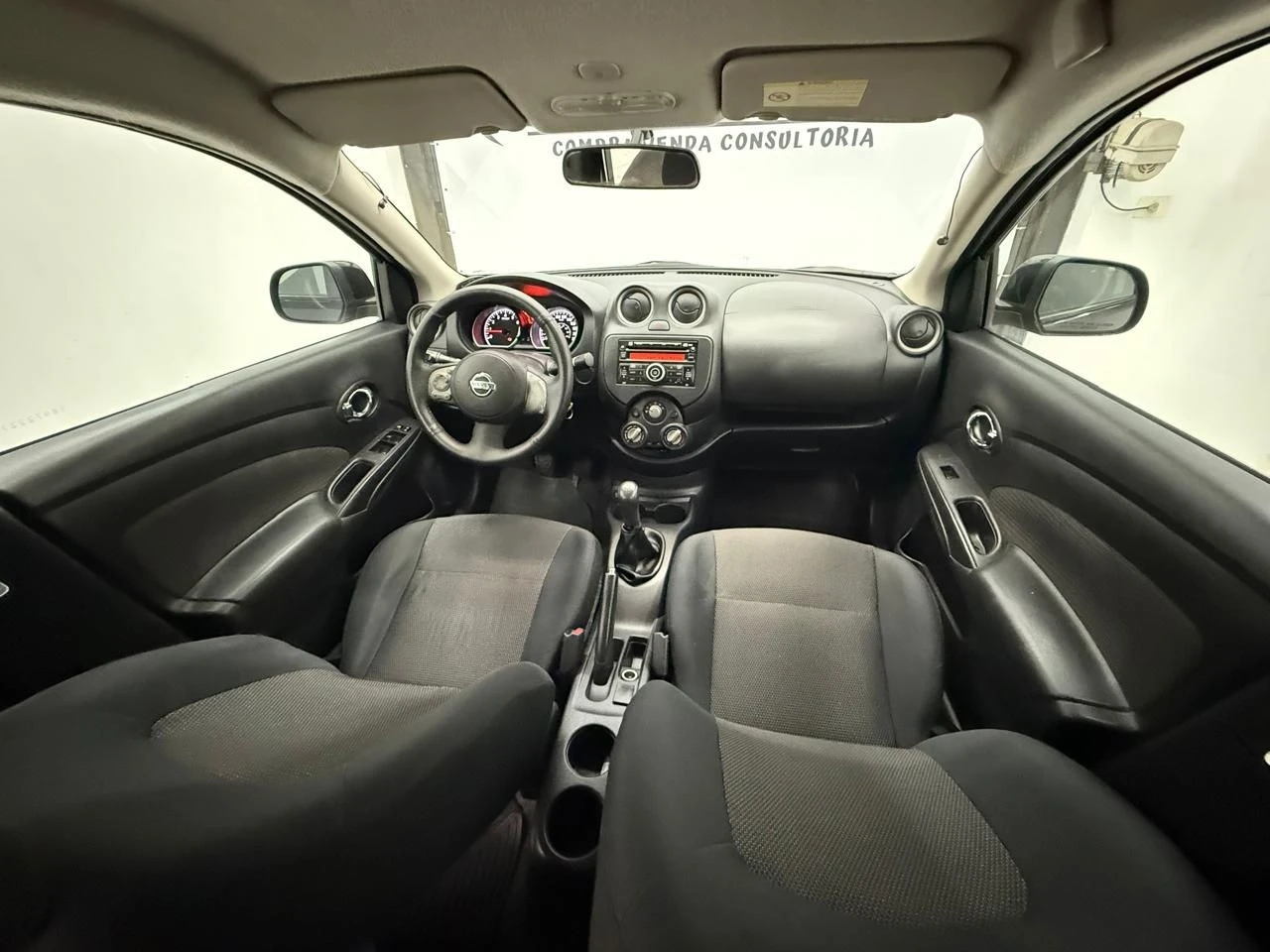 NISSAN VERSA