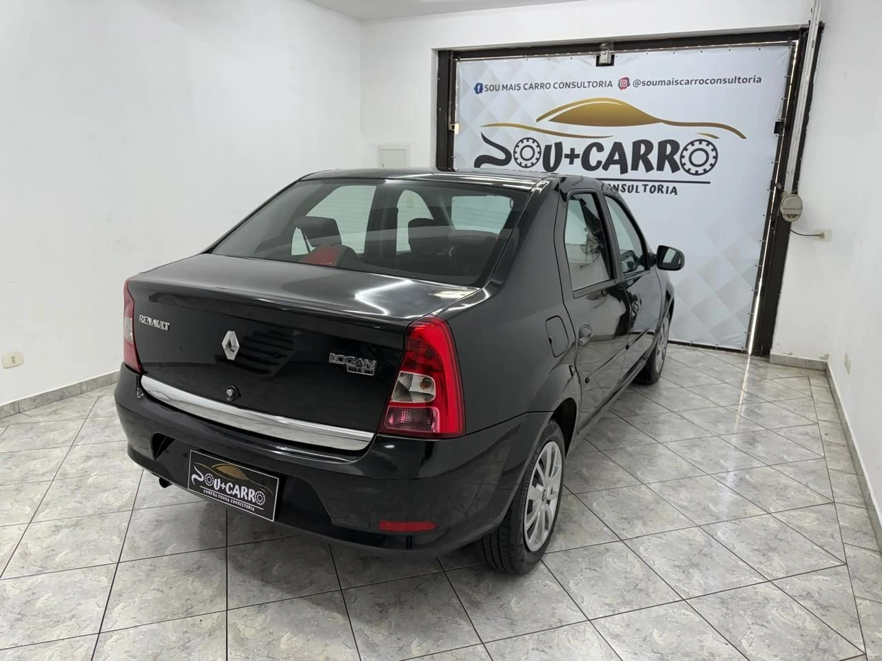 RENAULT LOGAN