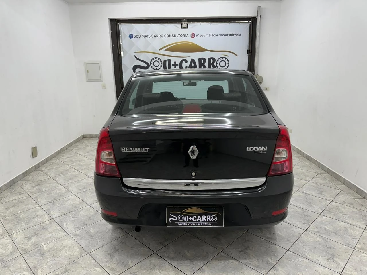 RENAULT LOGAN