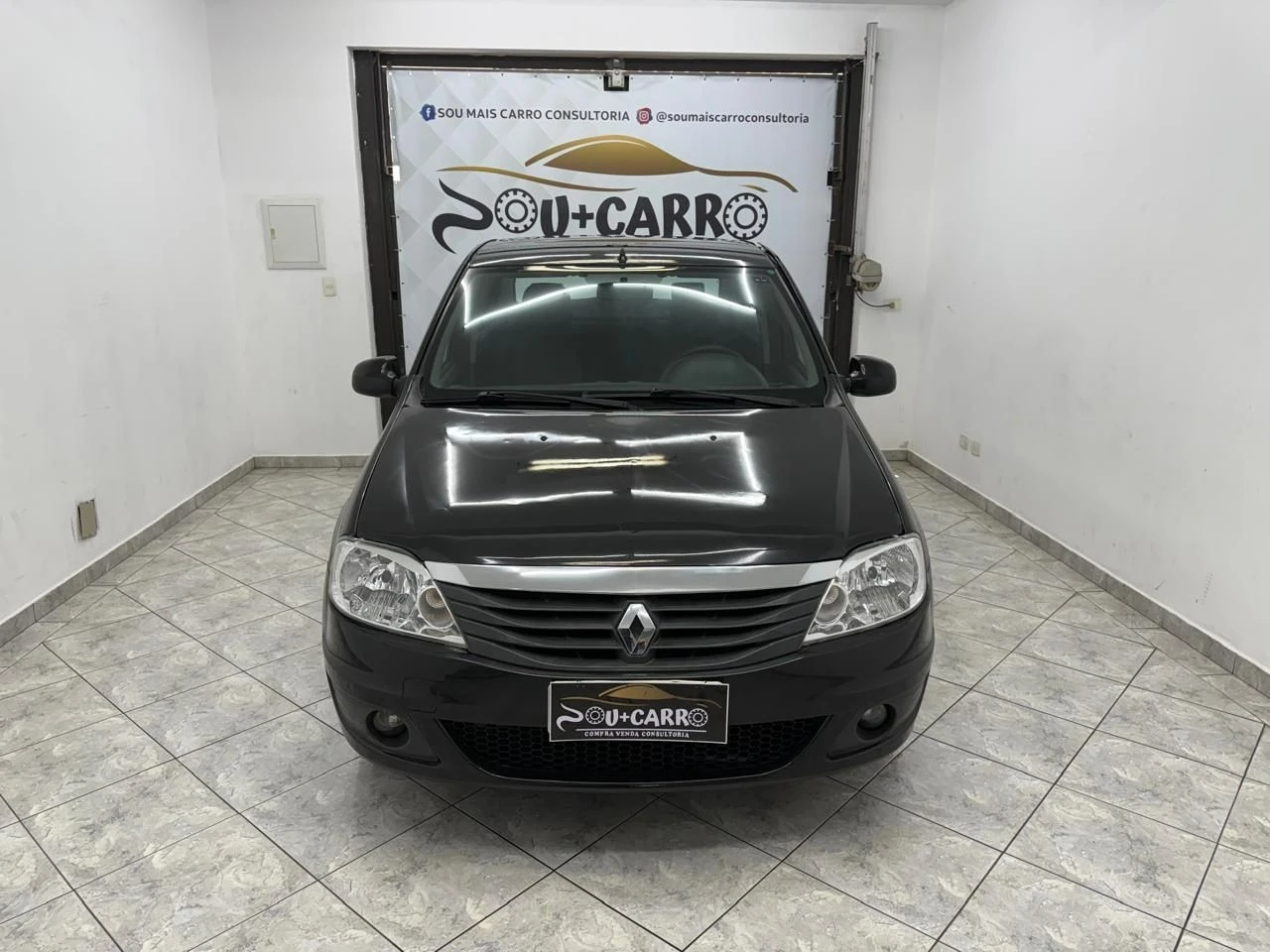 RENAULT LOGAN