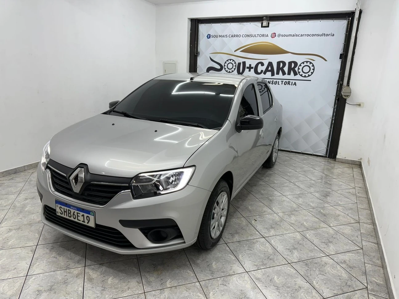 RENAULT LOGAN