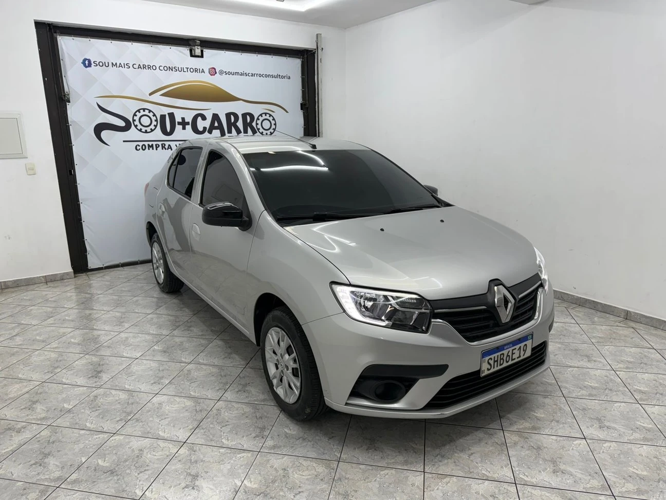 RENAULT LOGAN