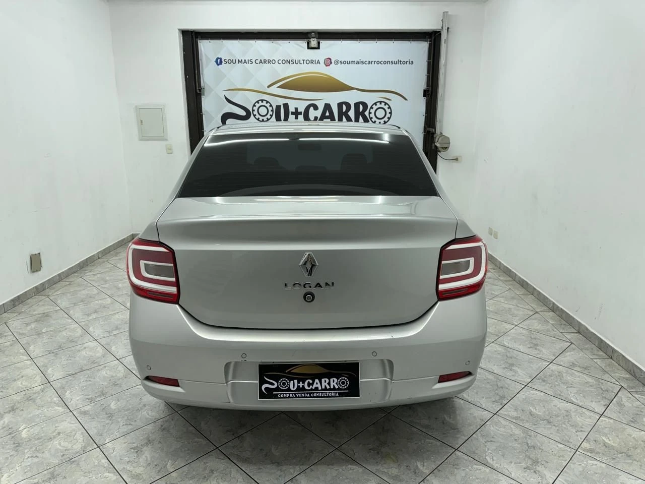RENAULT LOGAN