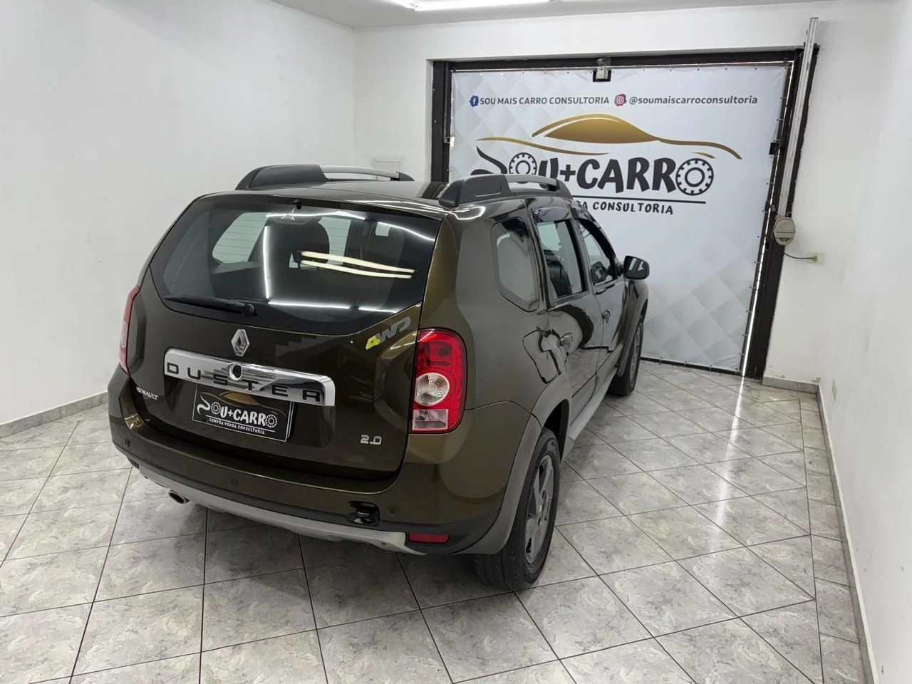 RENAULT DUSTER