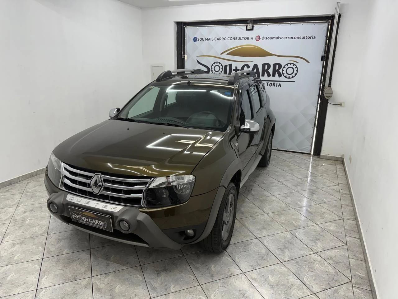 RENAULT DUSTER