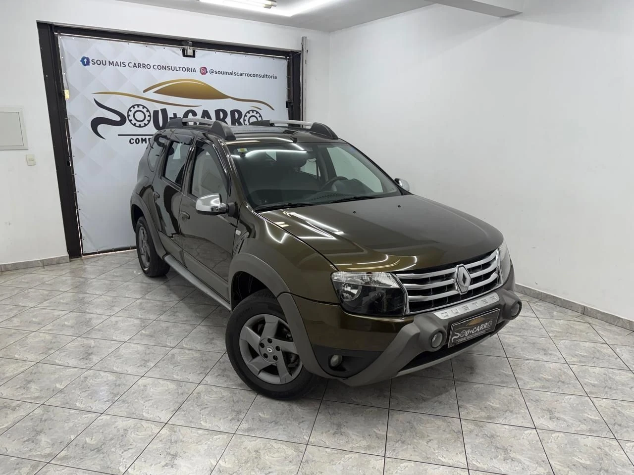 RENAULT DUSTER