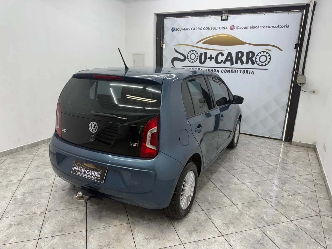 VOLKSWAGEN UP
