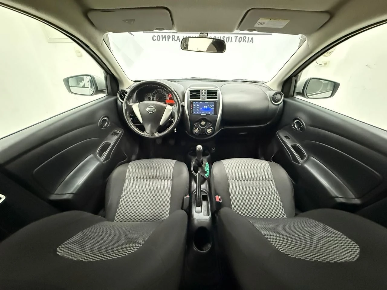 NISSAN VERSA
