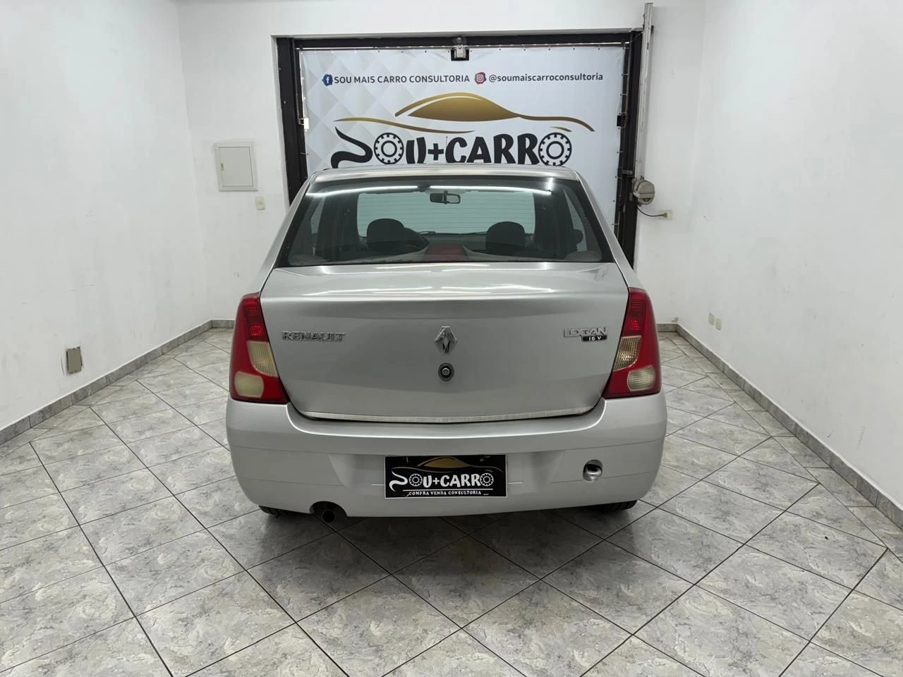 RENAULT LOGAN
