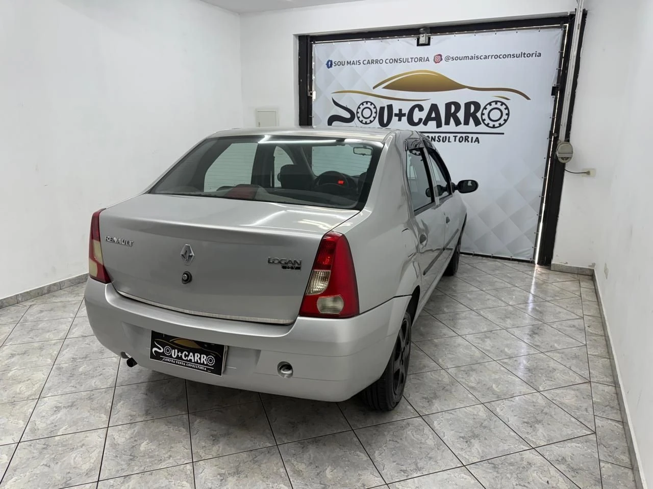 RENAULT LOGAN