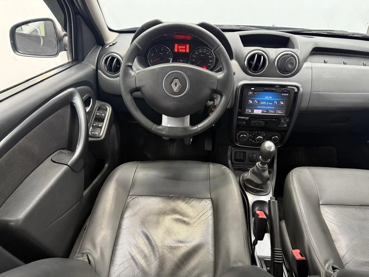 RENAULT DUSTER