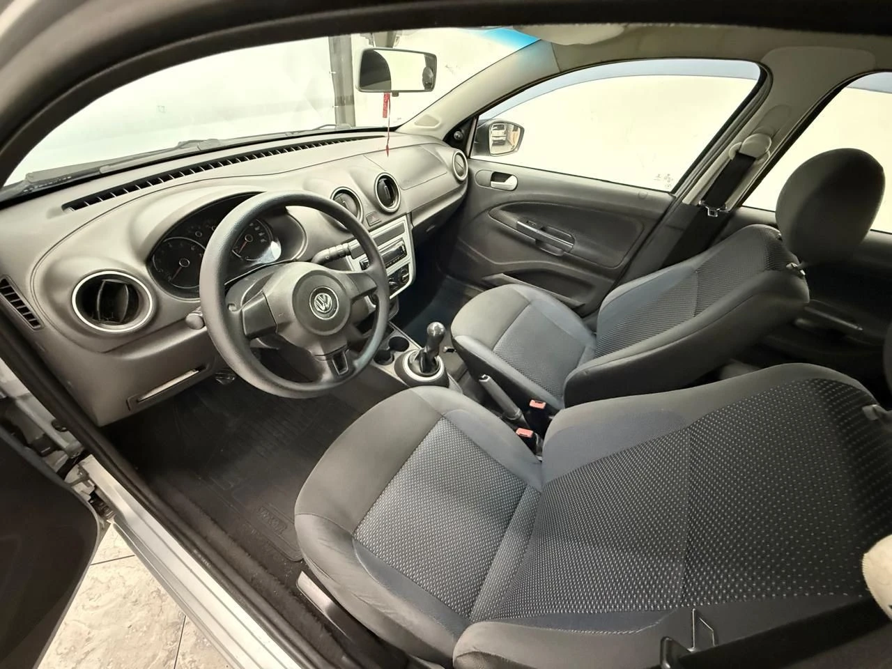 VOLKSWAGEN VOYAGE
