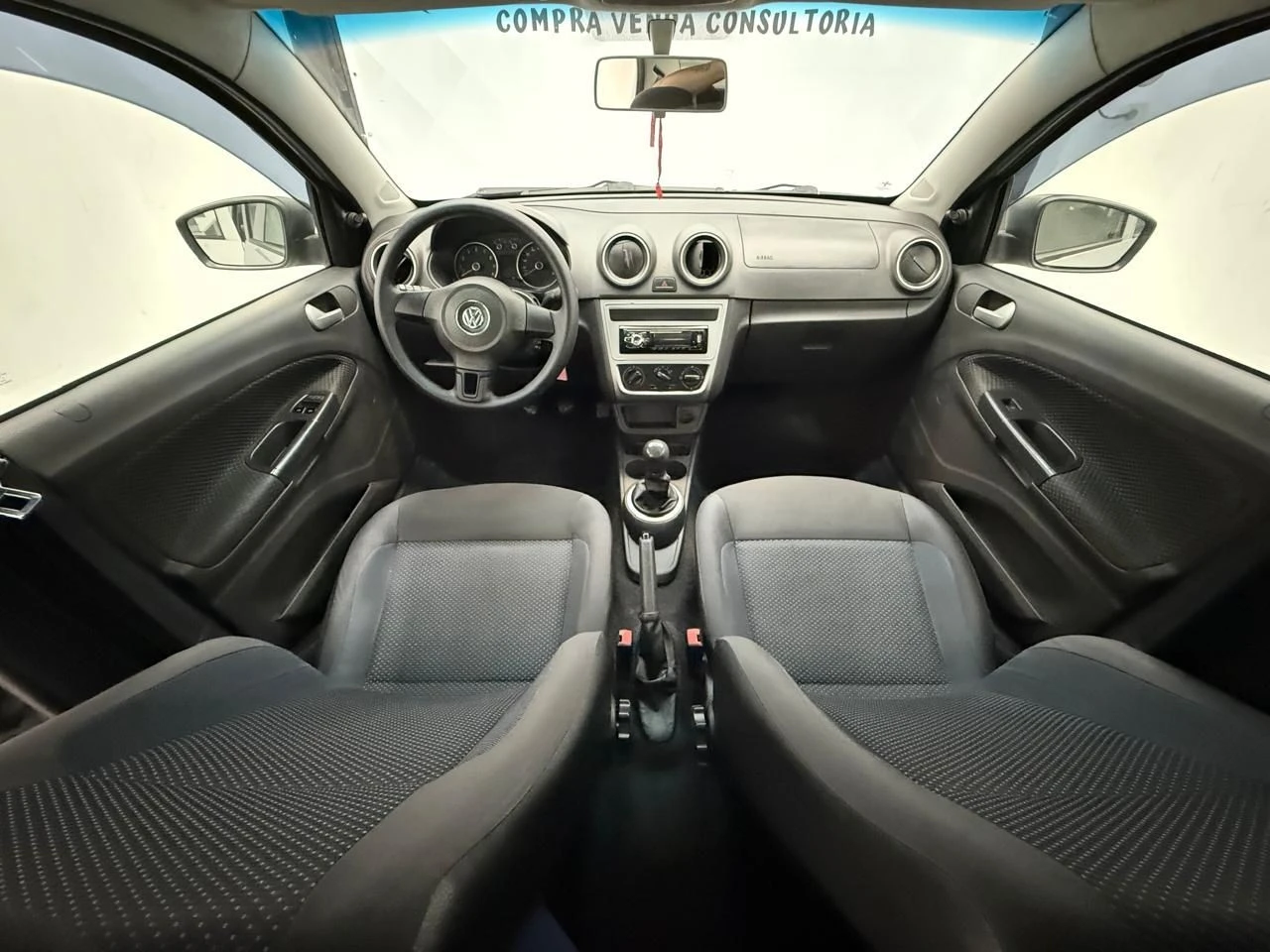 VOLKSWAGEN VOYAGE