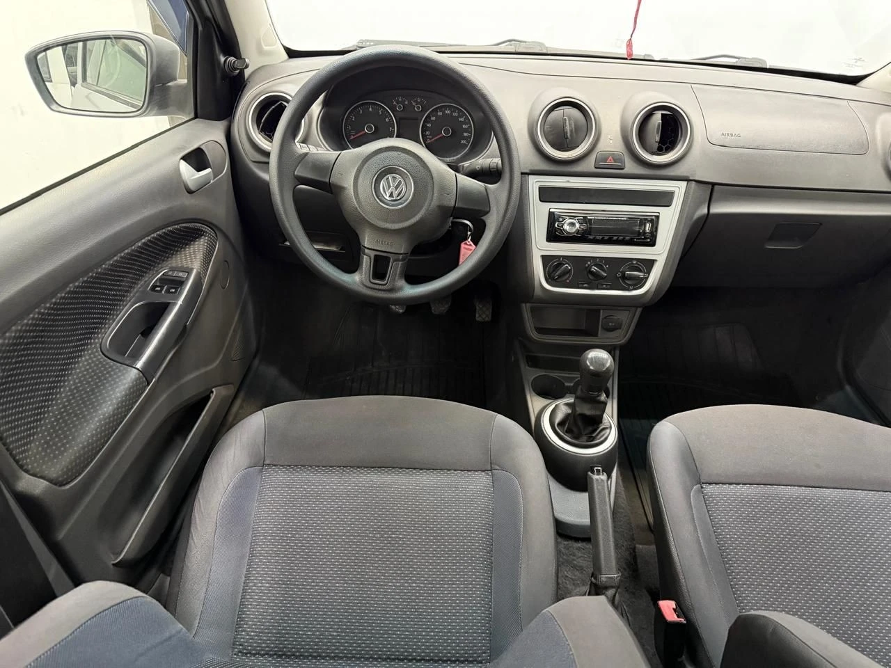 VOLKSWAGEN VOYAGE