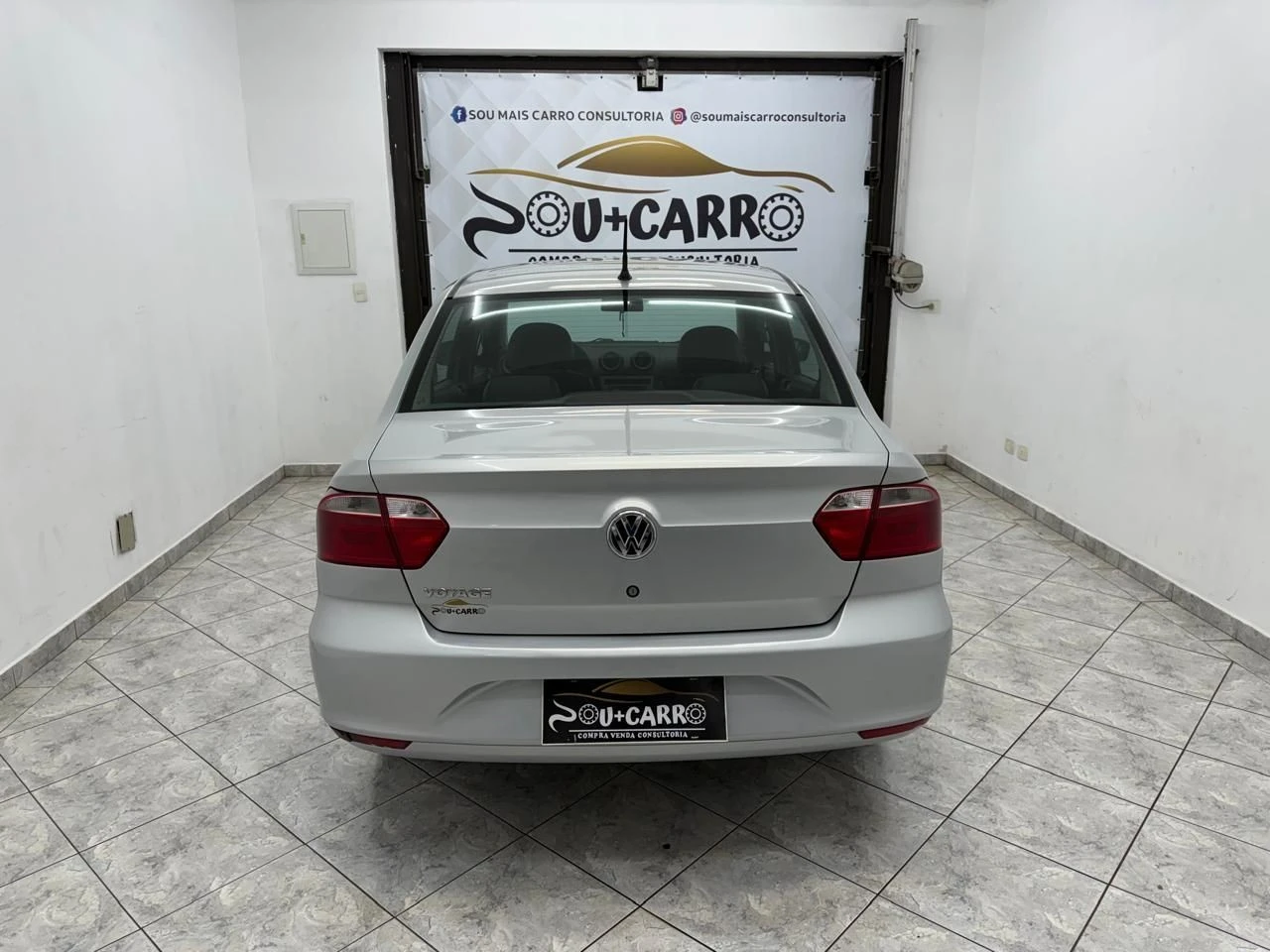 VOLKSWAGEN VOYAGE