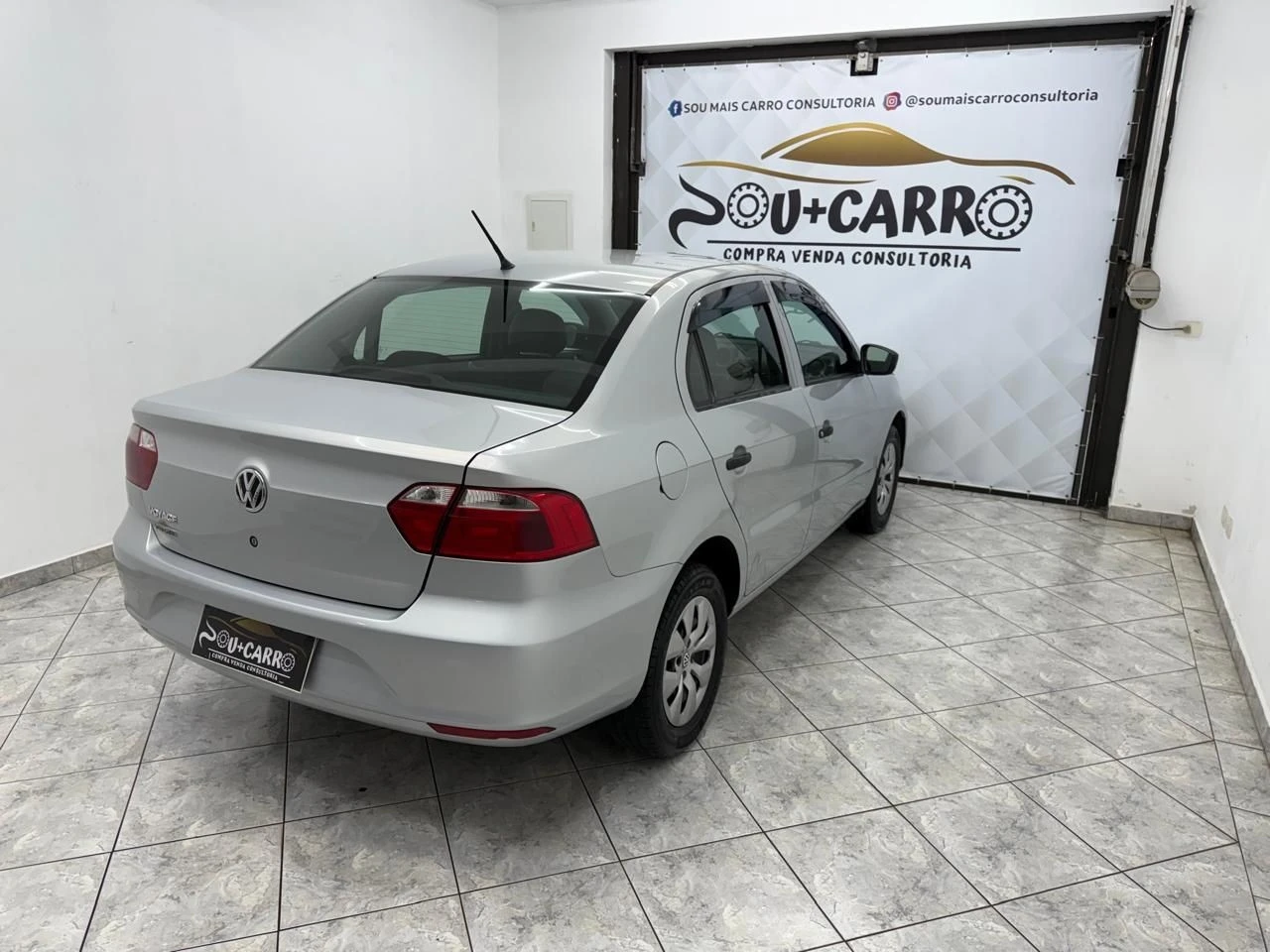 VOLKSWAGEN VOYAGE