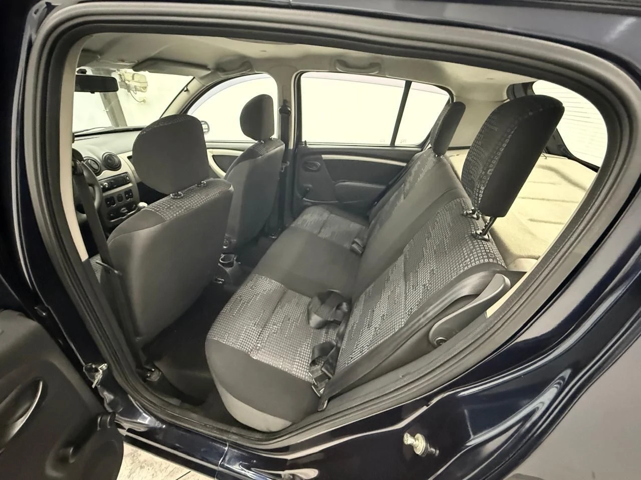 RENAULT SANDERO