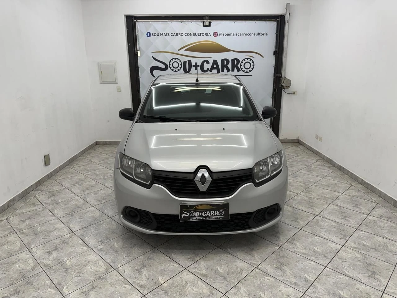 RENAULT SANDERO