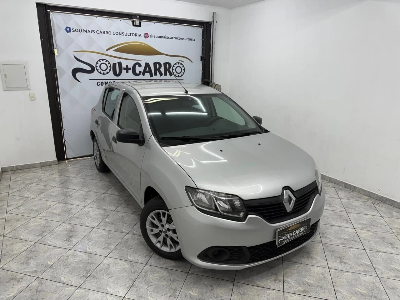 RENAULT SANDERO