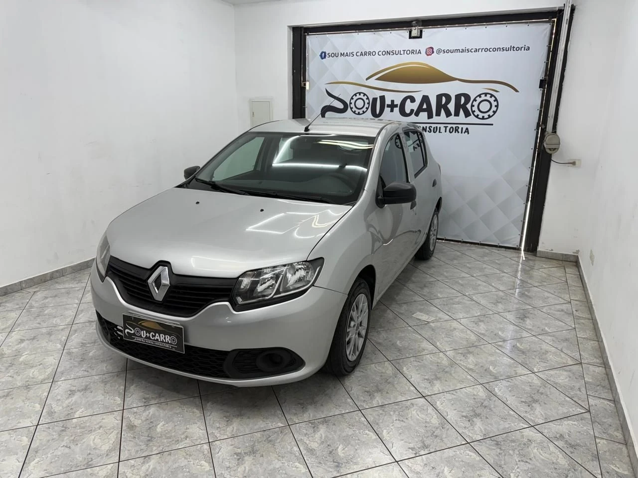RENAULT SANDERO