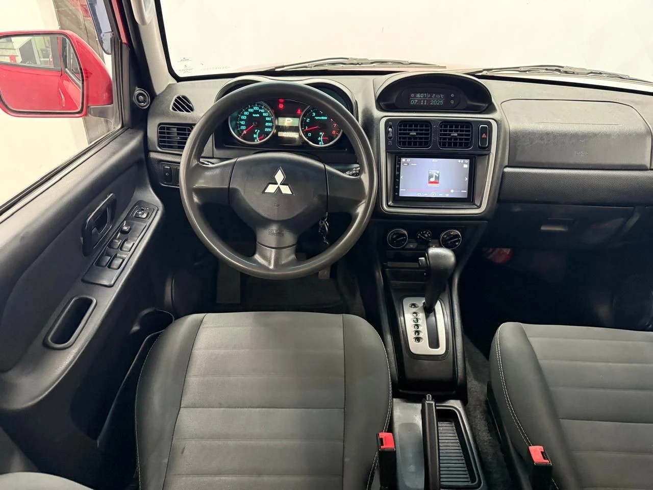 MITSUBISHI PAJERO TR4