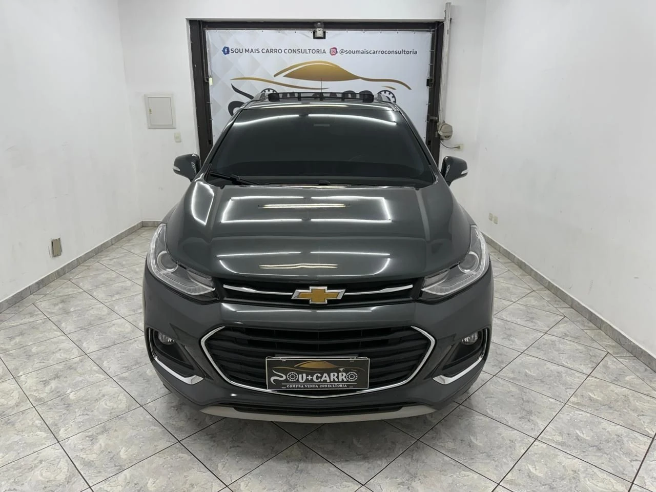 CHEVROLET TRACKER