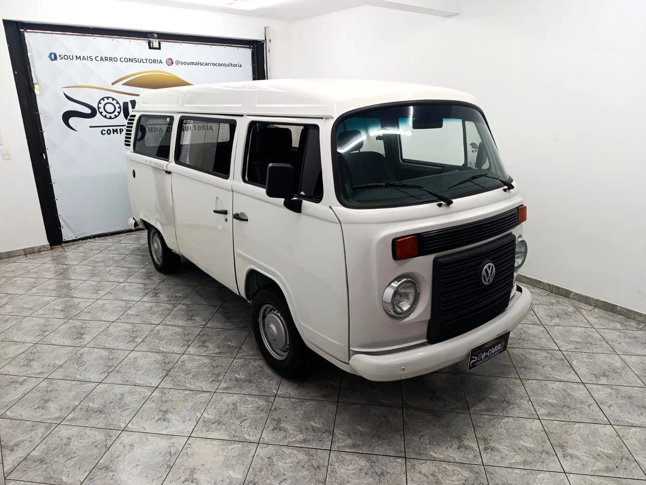 VOLKSWAGEN KOMBI
