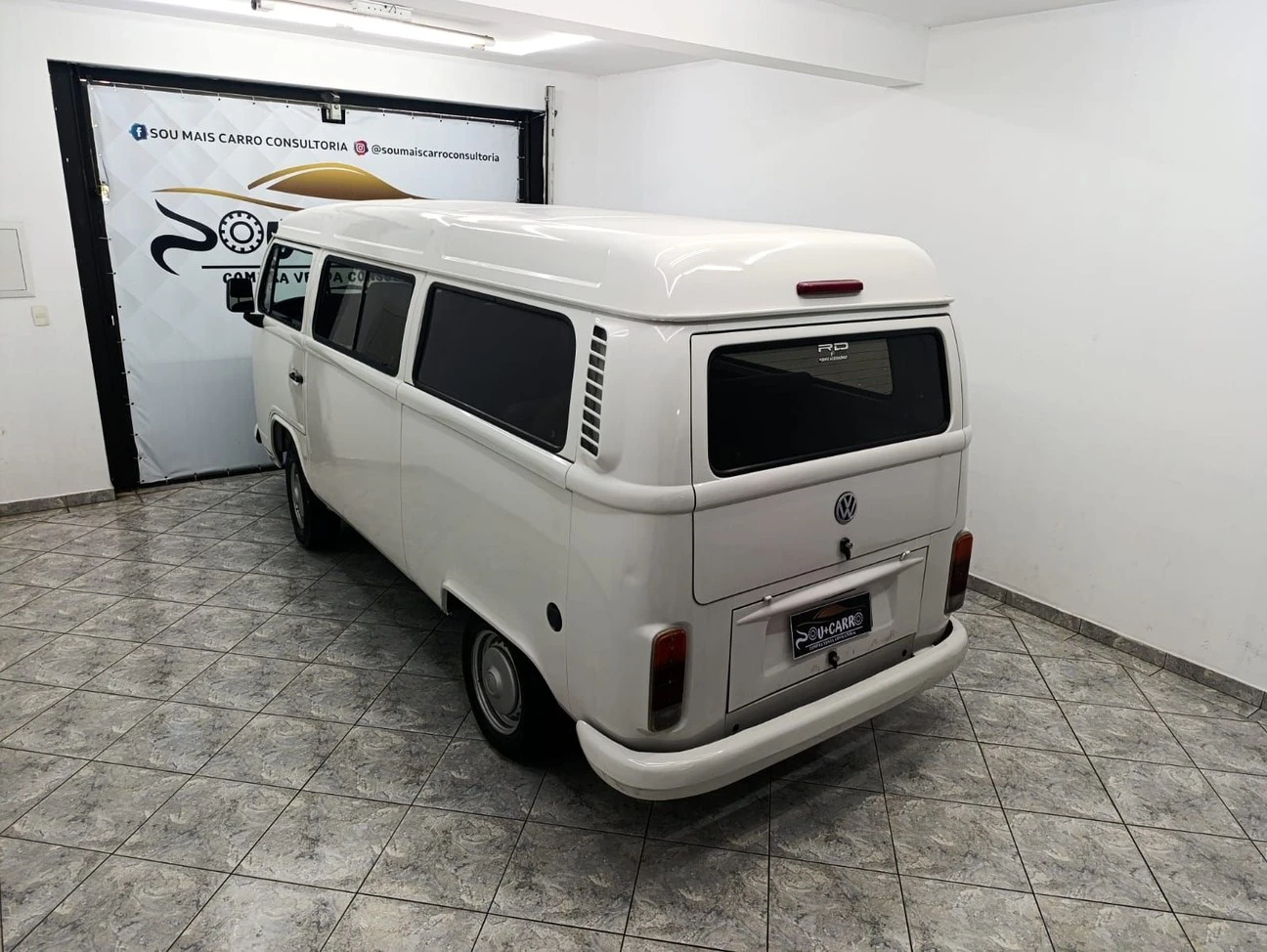 VOLKSWAGEN KOMBI