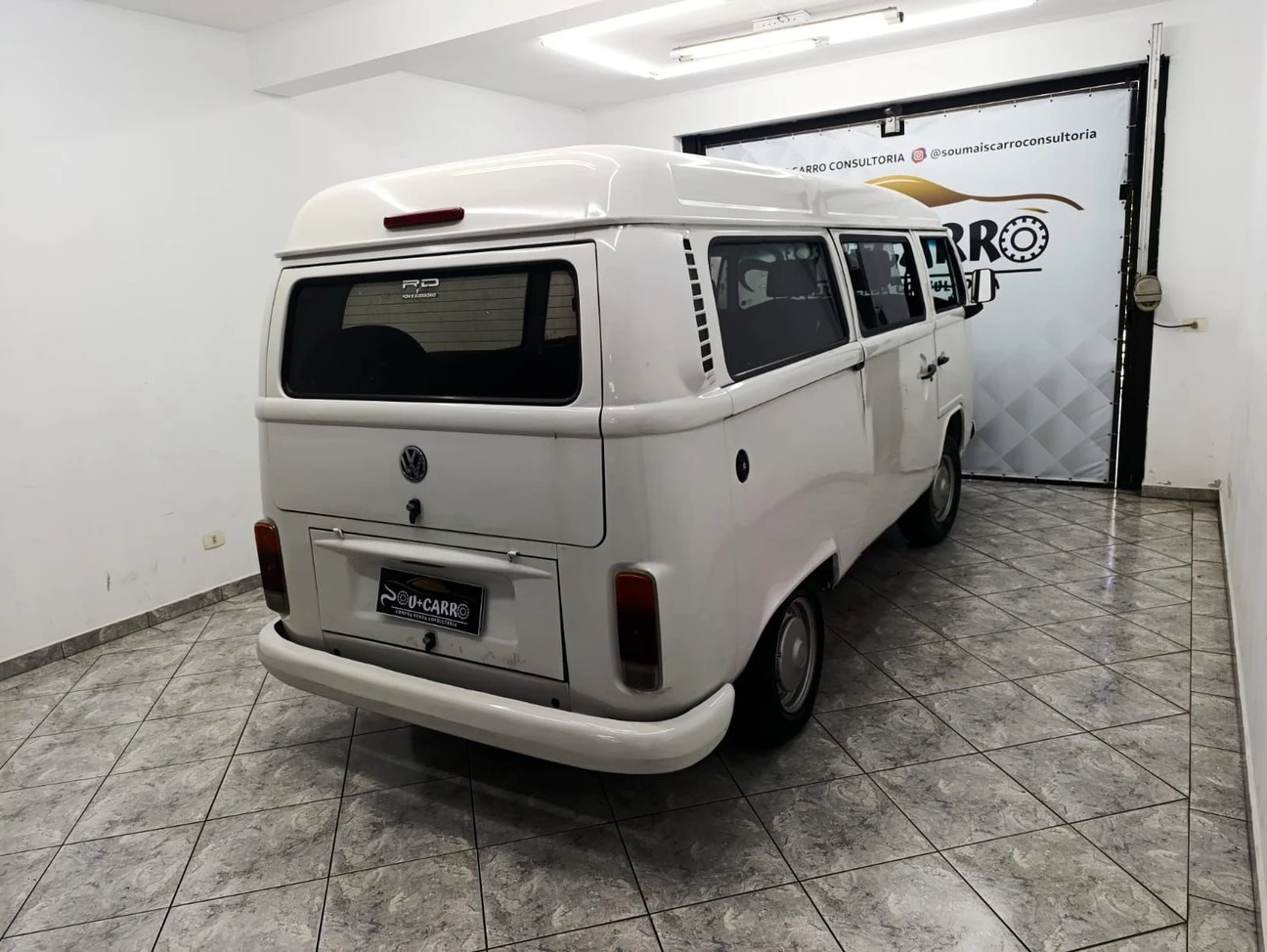 VOLKSWAGEN KOMBI
