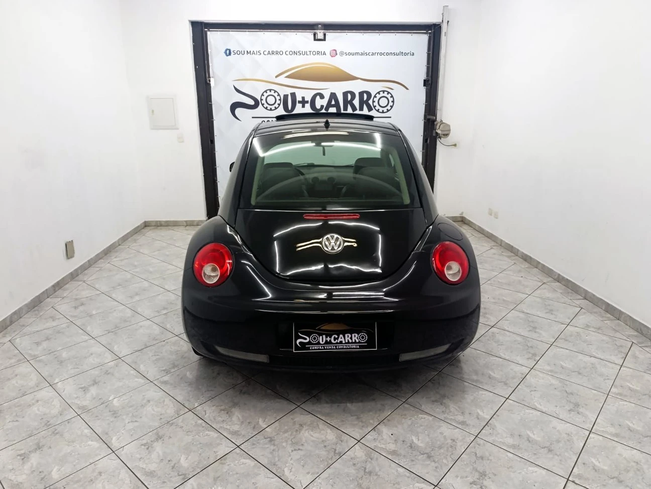 VOLKSWAGEN NEW BEETLE