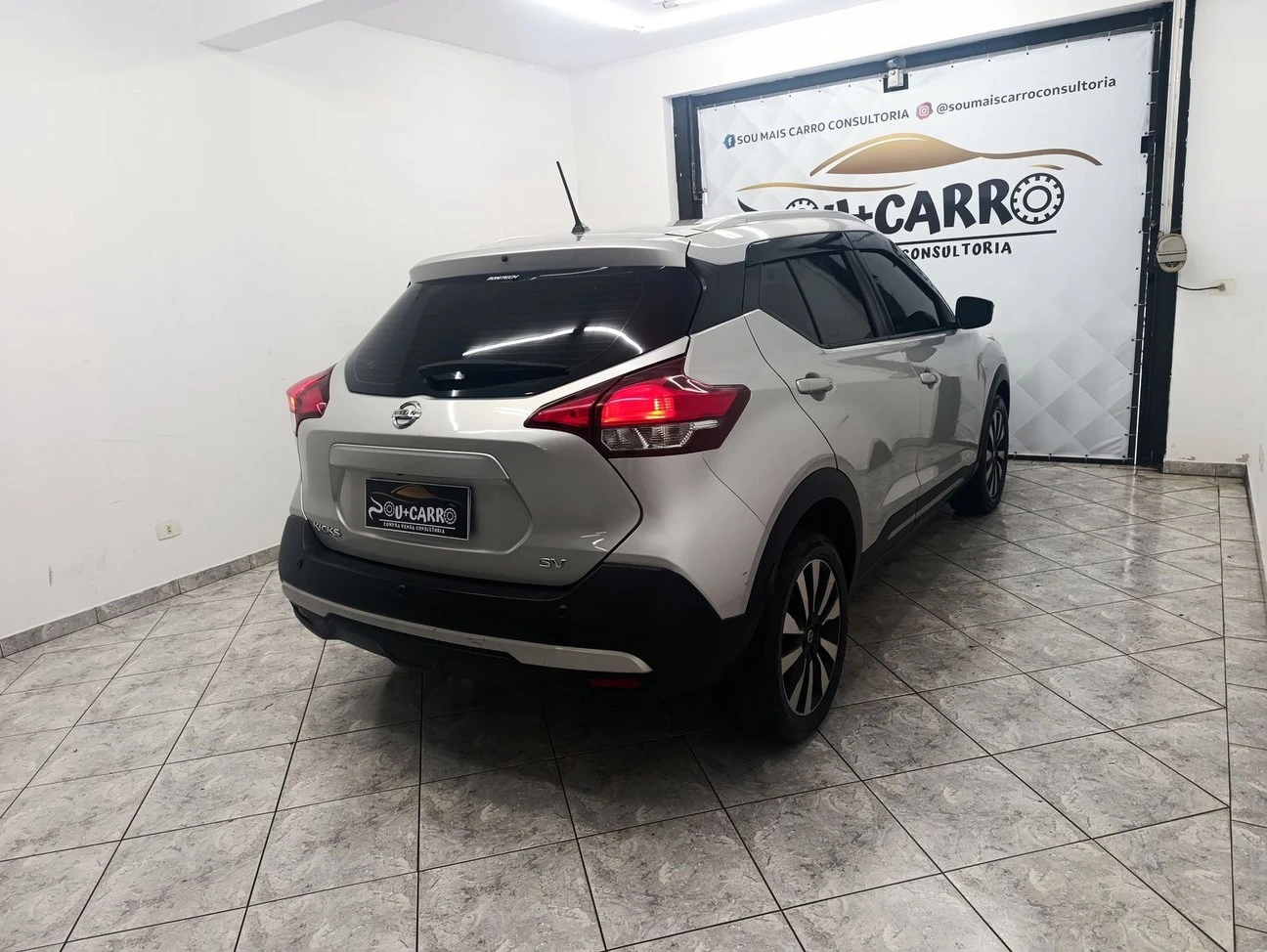 NISSAN KICKS