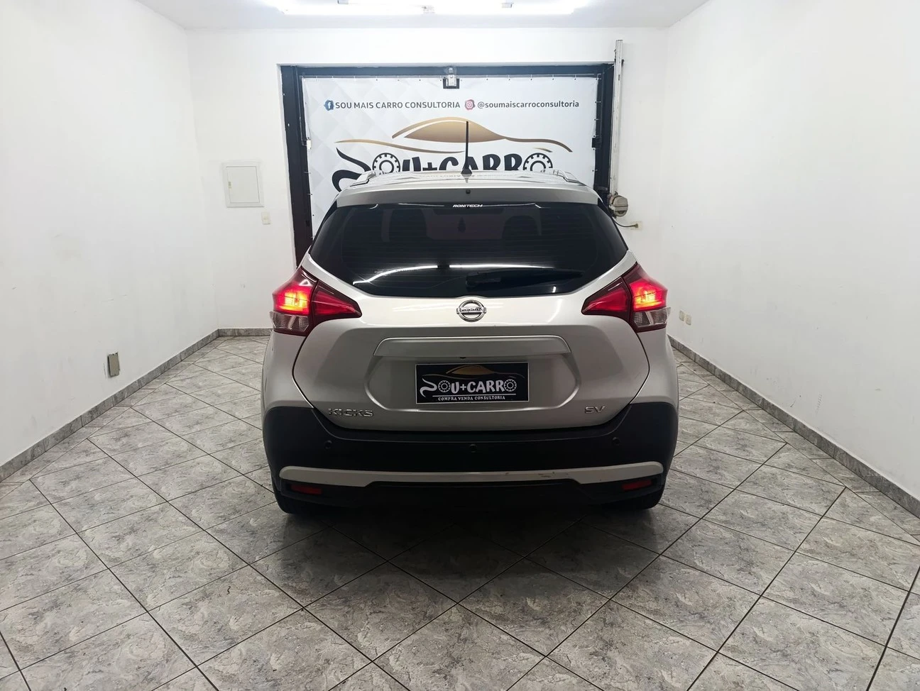 NISSAN KICKS