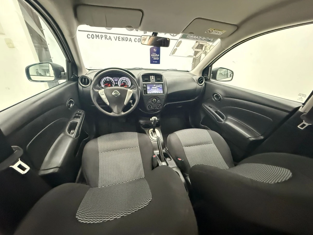 NISSAN VERSA