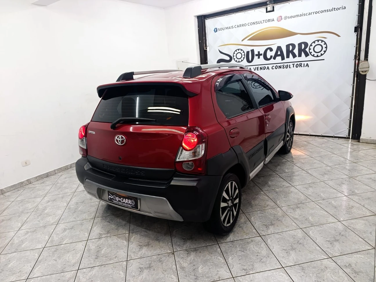 TOYOTA ETIOS CROSS